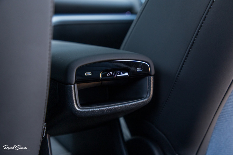 Volvo EX30 Cross Country Twin Motor Performance Ultra 69 kWh | Nieuw | Adaptieve cruise | Panorama dak | Harman Kardon | Memory | Blis |