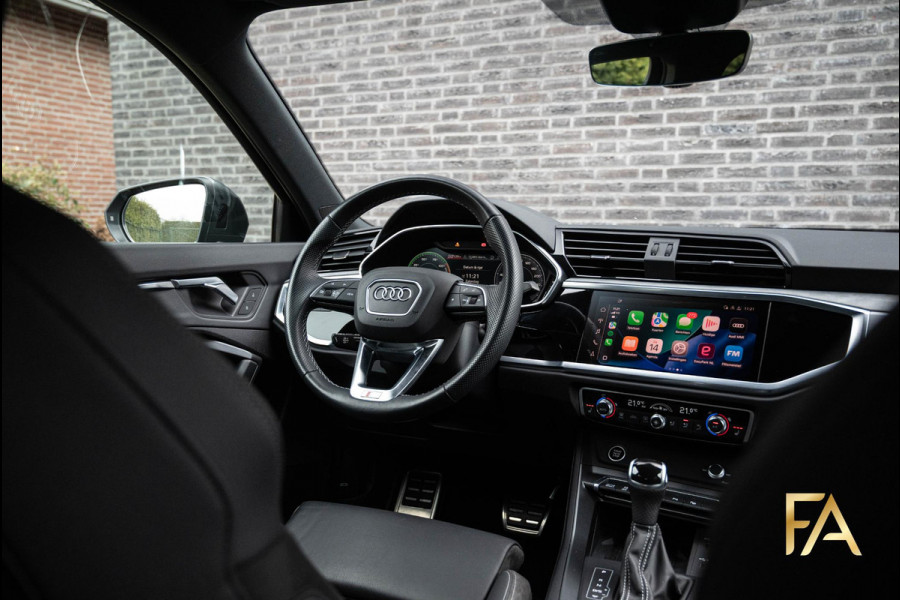 Audi Q3 Sportback 45 TFSI e S Line Panodak|Volleder|20Inch|Sonos|Sfeer