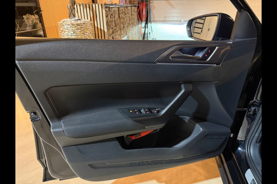 Volkswagen Polo 2.0 TSI GTI | Full-Option | Pano | Carplay |