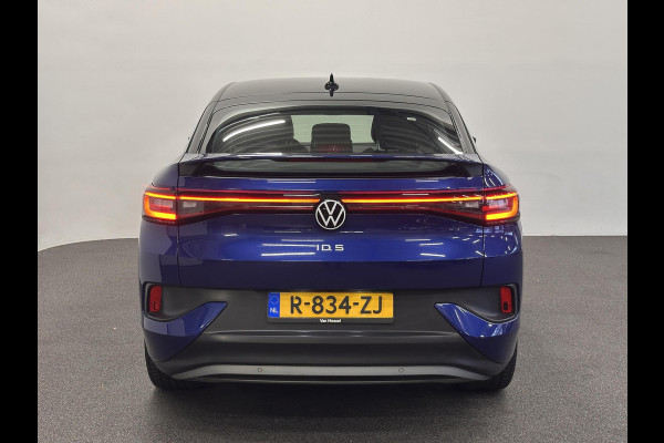 Volkswagen ID.5 Pro 77 kWh Airco ECC Warmtepomp PDC VA Navi Carplay Adaptive Cruise Control 19" Ambiente Verlichting Stoelverwarming