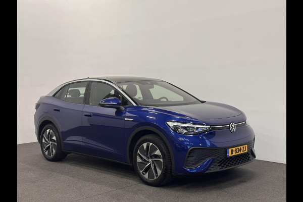 Volkswagen ID.5 Pro 77 kWh Airco ECC Warmtepomp PDC VA Navi Carplay Adaptive Cruise Control 19" Ambiente Verlichting Stoelverwarming