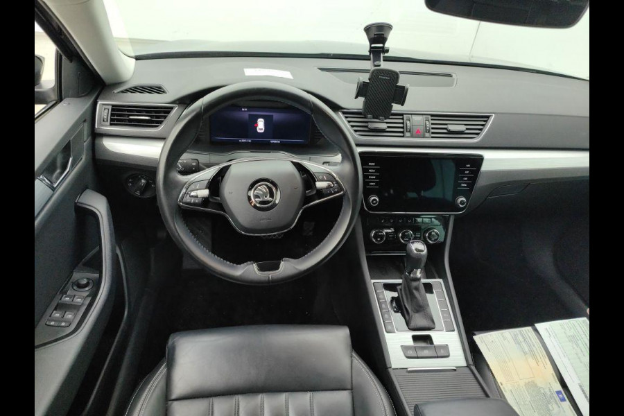 Škoda Superb 1.4 TSI iV Business Edition Plus Vol leder Airco ECC Navi Carplay PDC VA+ Camera Cruise Control Elek. stoel + verwarming