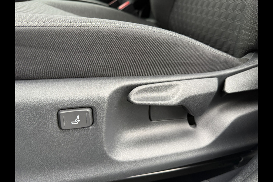 Toyota Yaris 1.5 Hybrid Dynamic | 8.250 km | PDC V+A | Dodehoek detectie | Rijklaar!!!