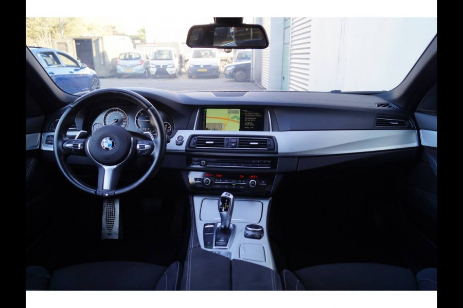 BMW 5 Serie Touring 518d Automaat M-pakket -NAVI-PDC-ECC-