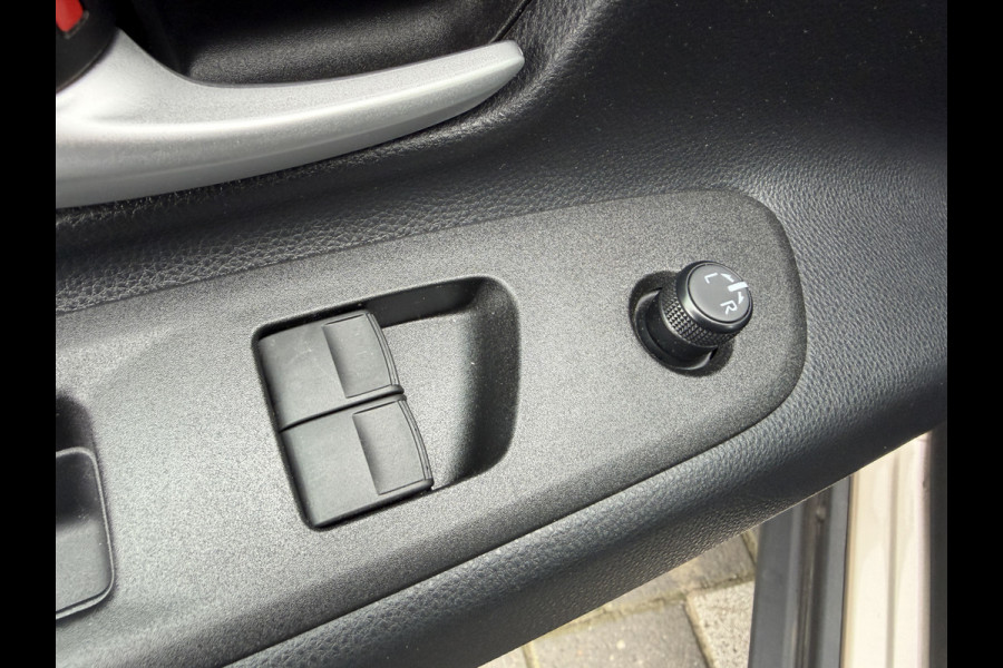 Toyota Aygo X 1.0 VVT-i S-CVT Premium | 6.000 km | PDC V+A | Clima | Rijklaar!!