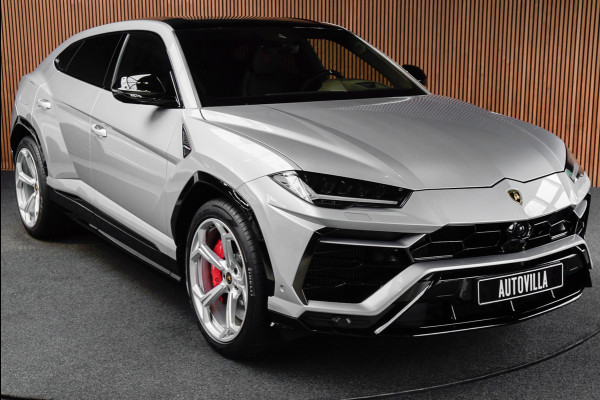Lamborghini Urus 4.0 V8 HUD Panodak Leder Ceramic Keyless ACC 360 Camera B&O Massage Alcantara hemel Elektr. achterklep Elektr. verstelbare stoelen met memory Stoel & Stuurverwarming Navi PDC Climate LM velgen