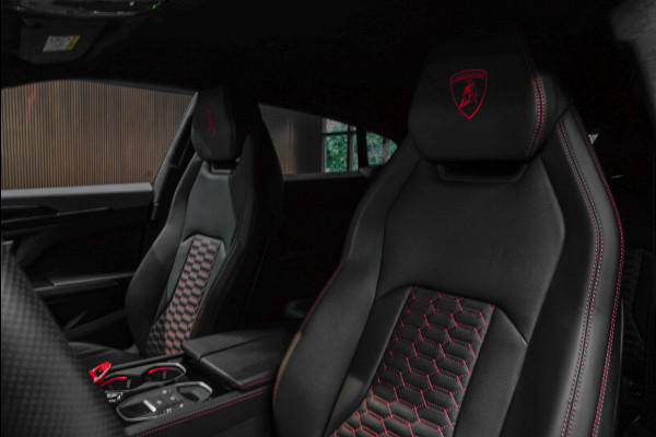 Lamborghini Urus 4.0 V8 HUD Panodak Leder Ceramic Keyless ACC 360 Camera B&O Massage Alcantara hemel Elektr. achterklep Elektr. verstelbare stoelen met memory Stoel & Stuurverwarming Navi PDC Climate LM velgen