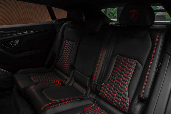 Lamborghini Urus 4.0 V8 HUD Panodak Leder Ceramic Keyless ACC 360 Camera B&O Massage Alcantara hemel Elektr. achterklep Elektr. verstelbare stoelen met memory Stoel & Stuurverwarming Navi PDC Climate LM velgen
