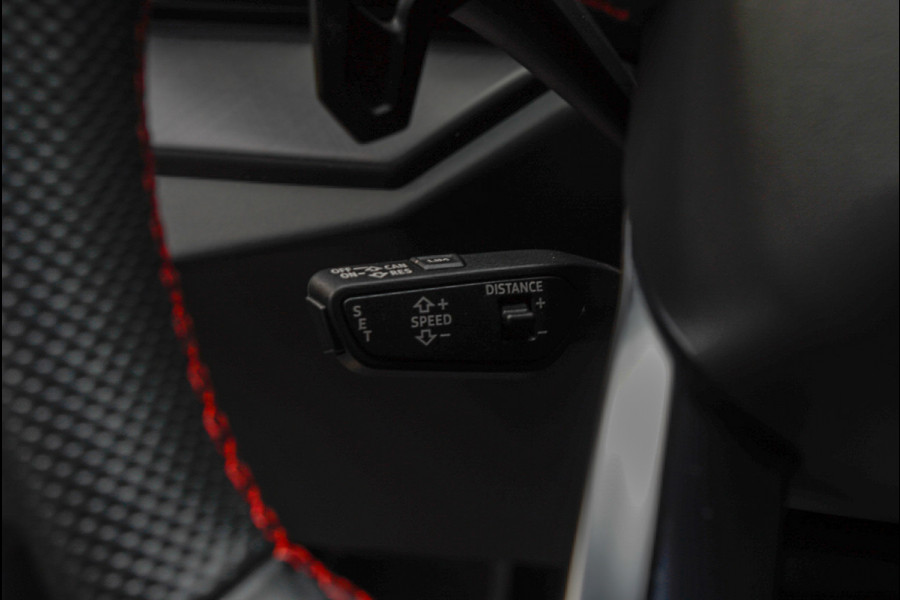 Lamborghini Urus 4.0 V8 HUD Panodak Leder Ceramic Keyless ACC 360 Camera B&O Massage Alcantara hemel Elektr. achterklep Elektr. verstelbare stoelen met memory Stoel & Stuurverwarming Navi PDC Climate LM velgen