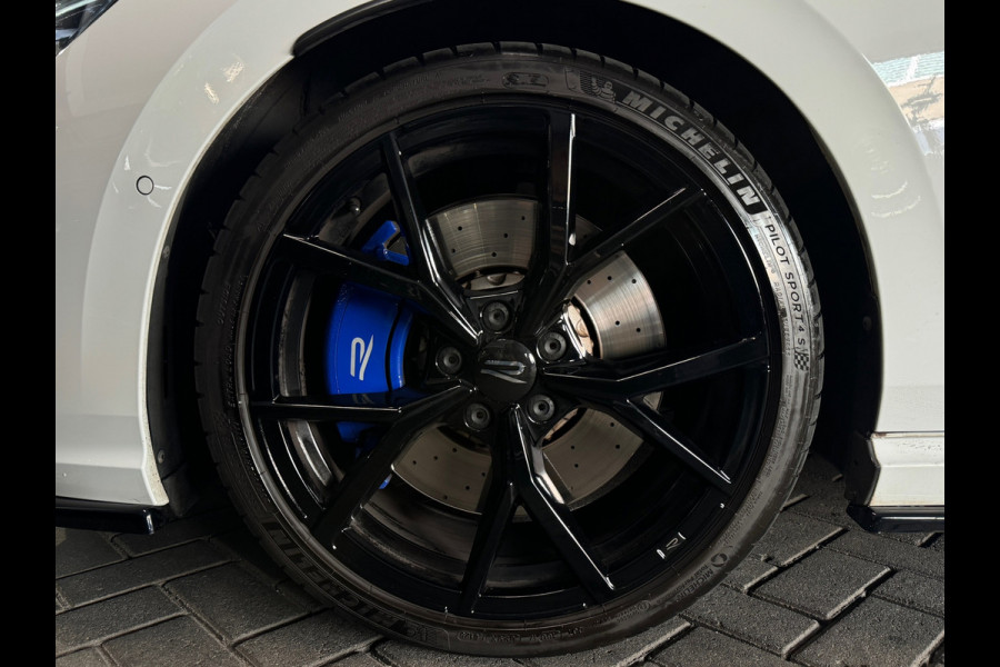 Volkswagen Golf 2.0 TSI R 4M Performance Pano|HuD|H/K|Akrapovic