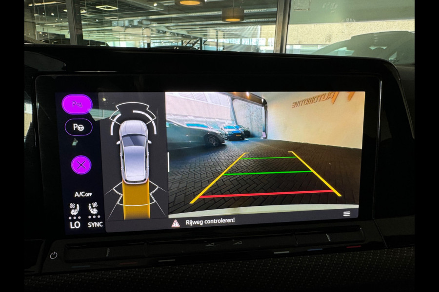 Volkswagen Golf 2.0 TSI R 4M Performance Pano|HuD|H/K|Akrapovic