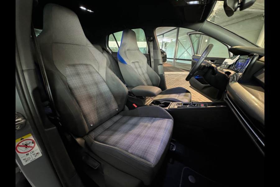Volkswagen Golf 1.4 eHybrid GTE Sfeer|Camera|IQ Light|CarPlay