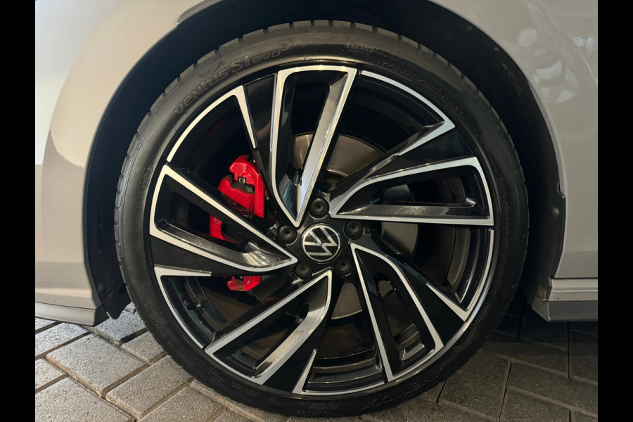 Volkswagen Golf 2.0 TSI GTI Pano|H/K|IQ|Sfeer|Memory|CarPlay