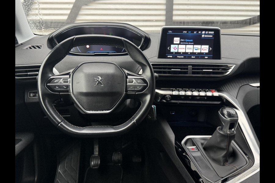 Peugeot 3008 1.2 PureTech Executive 2e Eigenaar|Navi|D-riem v.v. in 2023|Carplay|Trekhaak|Camera|Clima|Cruise|N.A.P|APK tot 11-2027