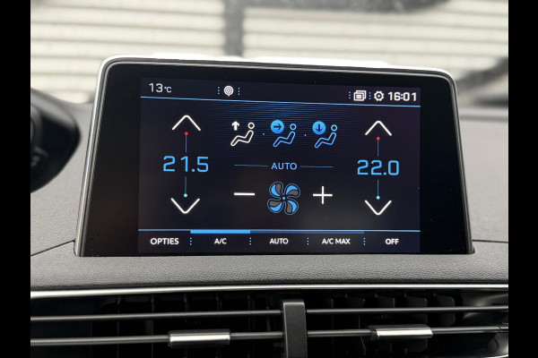 Peugeot 3008 1.2 PureTech Executive 2e Eigenaar|Navi|D-riem v.v. in 2023|Carplay|Trekhaak|Camera|Clima|Cruise|N.A.P|APK tot 11-2027