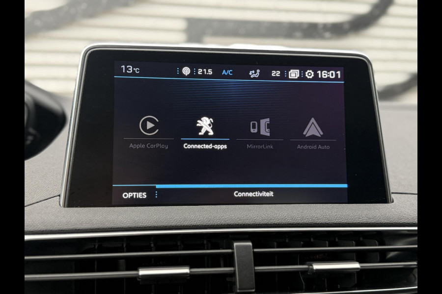 Peugeot 3008 1.2 PureTech Executive 2e Eigenaar|Navi|D-riem v.v. in 2023|Carplay|Trekhaak|Camera|Clima|Cruise|N.A.P|APK tot 11-2027