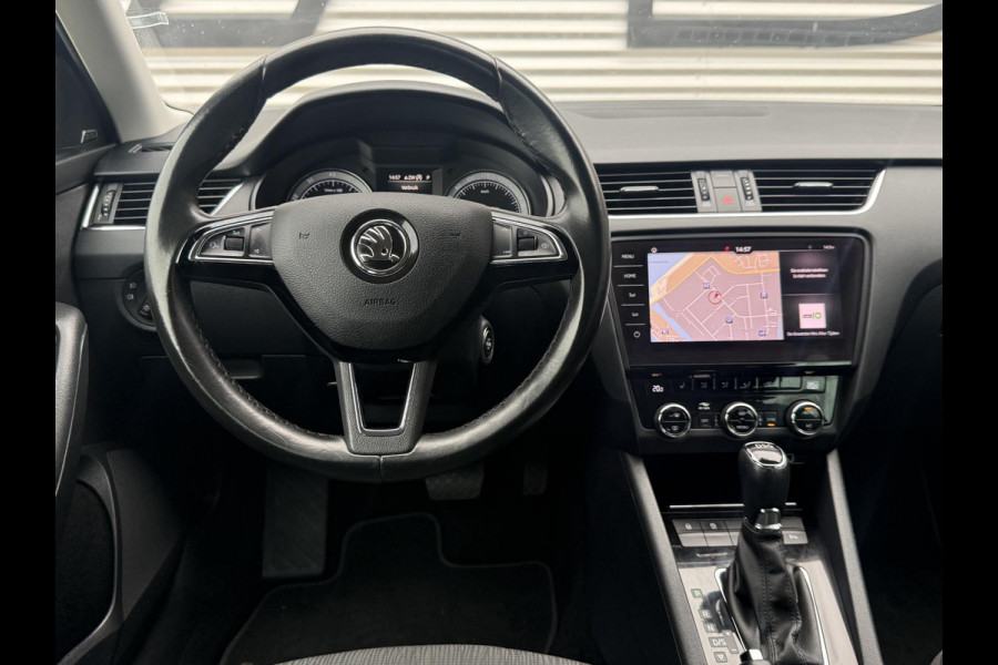 Škoda Octavia Combi 1.5 TSI Greentech Style Business Navi|Camera|Trekhaak|Clima|Cruise|Carplay|PDC|Stoelverwarming|N.A.P|APK tot 02-2027