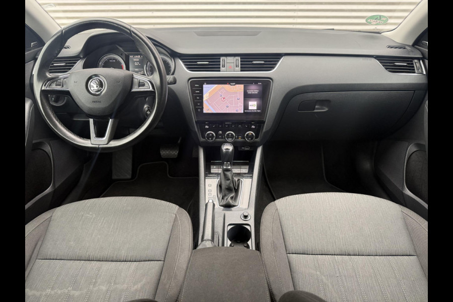 Škoda Octavia Combi 1.5 TSI Greentech Style Business Navi|Camera|Trekhaak|Clima|Cruise|Carplay|PDC|Stoelverwarming|N.A.P|APK tot 02-2027