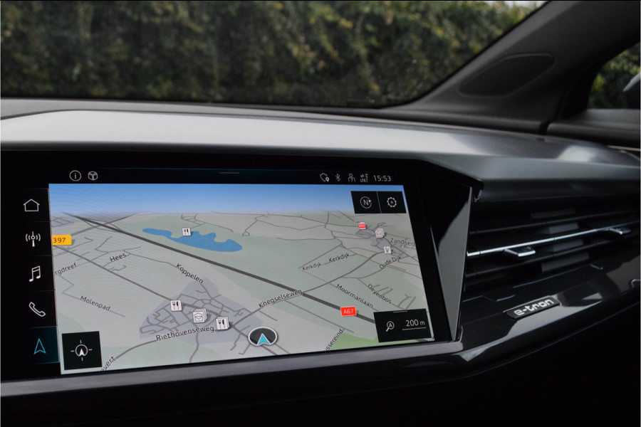 Audi Q4 e-tron 40 / 2x S-line/ Head-Up Display/ Adaptive Cruise Control/ 150kW (204PK)