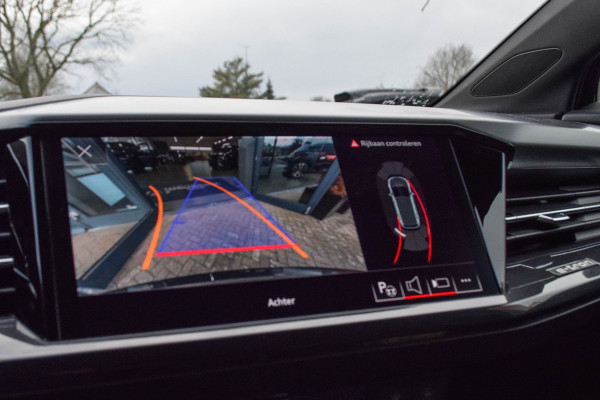 Audi Q4 e-tron 40 / 2x S-line/ Head-Up Display/ Adaptive Cruise Control/ 150kW (204PK)