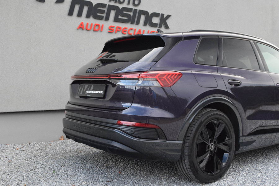 Audi Q4 e-tron 40 / 2x S-line/ Head-Up Display/ Adaptive Cruise Control/ 150kW (204PK)