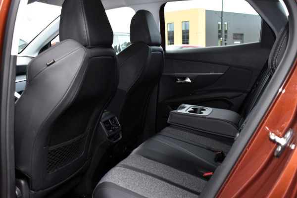 Peugeot 3008 1.2 PureTech 130PK Aut. Allure | Trekhaak | Navi | Camera | Incl. garantie