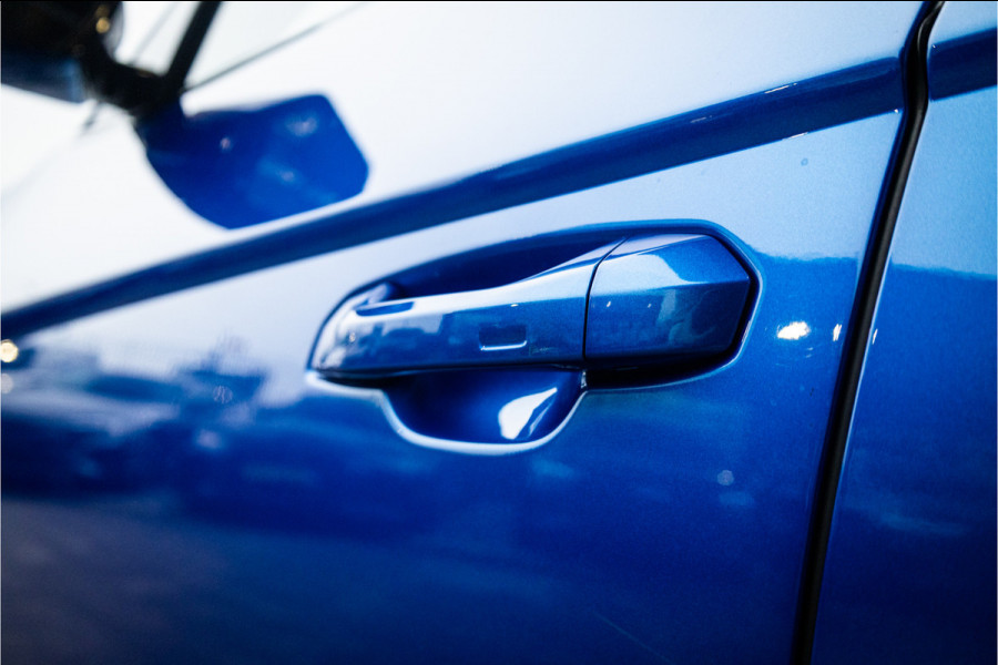 Lamborghini Urus 4.0 V8 S - Blu Nethuns | Origineel NL | Panorama | B&O Adv. | Luchtvering | Elek. trekhaak