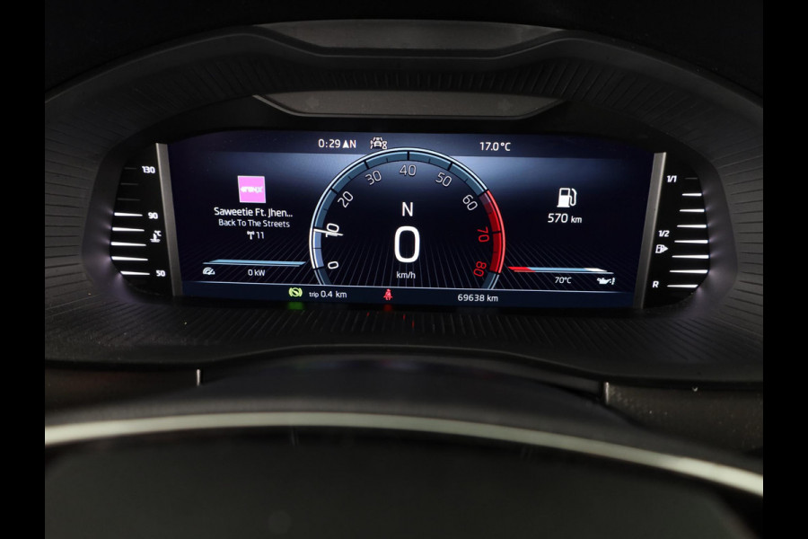 Škoda SCALA 1.0 TSI Ambition 110pk | Navigatie | Parkeercamera | 18 inch lichtmetalen velgen | Verlengde garantie