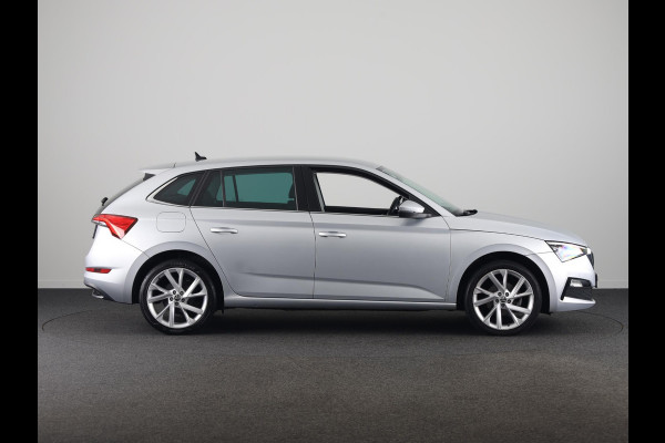 Škoda SCALA 1.0 TSI Ambition 110pk | Navigatie | Parkeercamera | 18 inch lichtmetalen velgen | Verlengde garantie