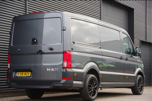 MAN TGE 35 3.180 2.0 L3H2, 177PK AUT. FACELIFT, LED, STOELVERWARMING, GEV. ERGO ACTIVE STOEL, STUURVERWARMING, CARPLAY, DIGITAL COCKPIT