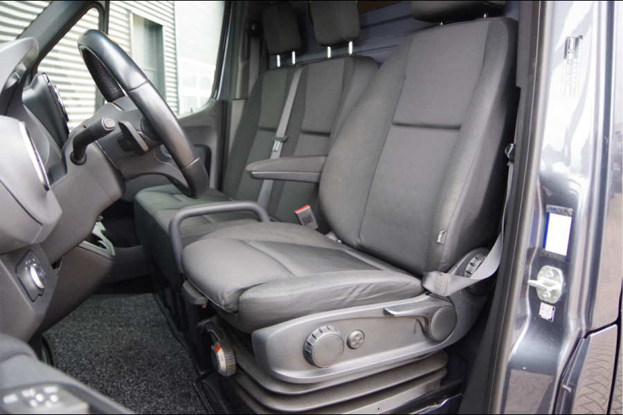 Mercedes-Benz Sprinter 319 3.0 CDI V6 AUT. LED, 2X SCHUIFDEUR, MBUX 10'', ADAPT. CRUISE, CAMERA, NAVI, CLIMA, STANDKACHEL, 2 SCHUIFDEUREN, DUBBELE SCHU