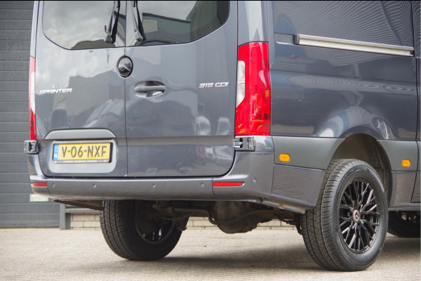Mercedes-Benz Sprinter 319 3.0 CDI V6 AUT. LED, 2X SCHUIFDEUR, MBUX 10'', ADAPT. CRUISE, CAMERA, NAVI, CLIMA, STANDKACHEL, 2 SCHUIFDEUREN, DUBBELE SCHU