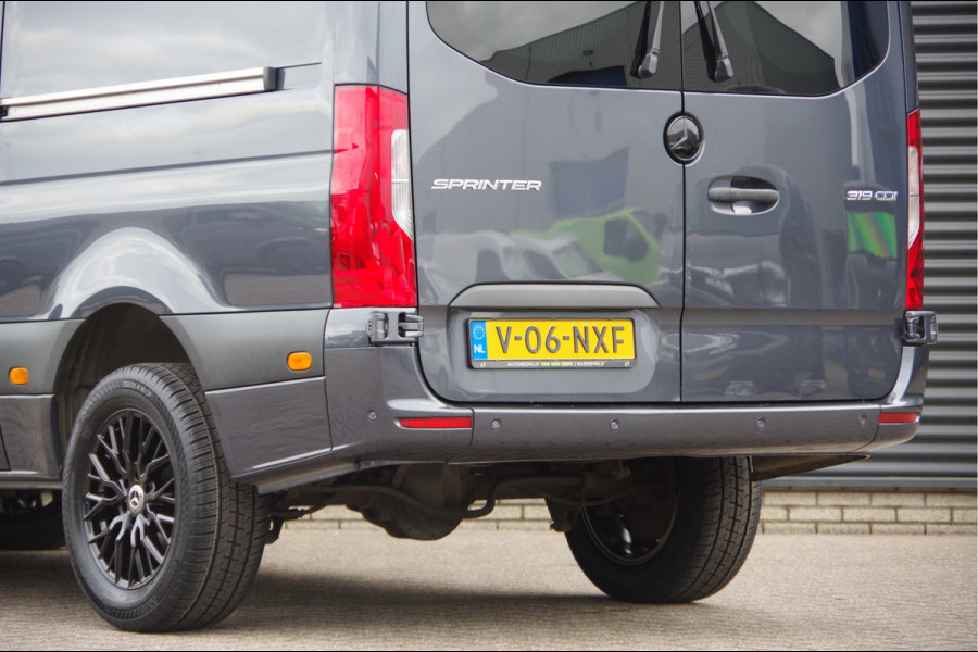 Mercedes-Benz Sprinter 319 3.0 CDI V6 AUT. LED, 2X SCHUIFDEUR, MBUX 10'', ADAPT. CRUISE, CAMERA, NAVI, CLIMA, STANDKACHEL, 2 SCHUIFDEUREN, DUBBELE SCHU