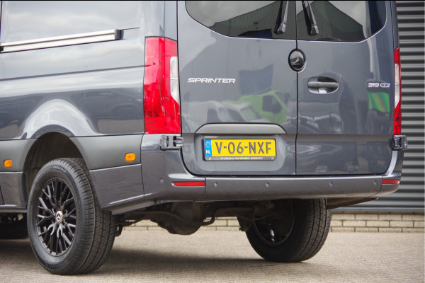 Mercedes-Benz Sprinter 319 3.0 CDI V6 AUT. LED, 2X SCHUIFDEUR, MBUX 10'', ADAPT. CRUISE, CAMERA, NAVI, CLIMA, STANDKACHEL, 2 SCHUIFDEUREN, DUBBELE SCHU