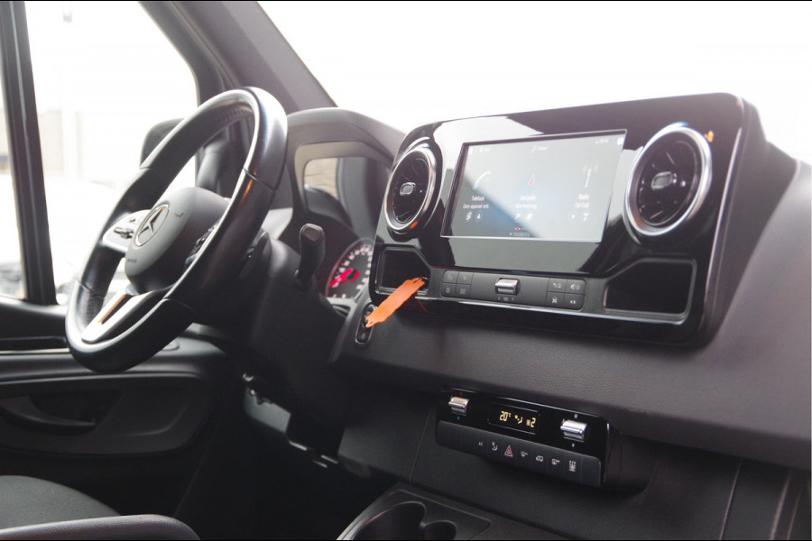 Mercedes-Benz Sprinter 319 3.0 CDI V6 AUT. LED, 2X SCHUIFDEUR, MBUX 10'', ADAPT. CRUISE, CAMERA, NAVI, CLIMA, STANDKACHEL, 2 SCHUIFDEUREN, DUBBELE SCHU