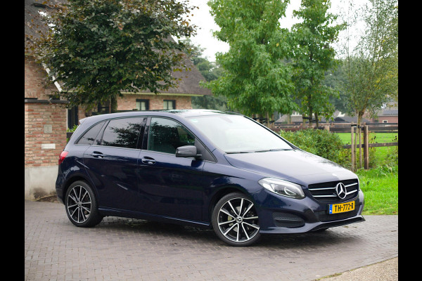 Mercedes-Benz B-Klasse 180 Ambition LED | Automaat | Sports Tourer | Night-pakket | Zwarte hemel bekleding