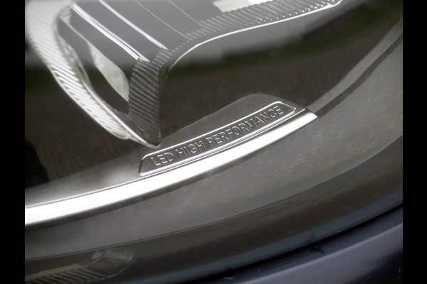 Mercedes-Benz B-Klasse 180 Ambition LED | Automaat | Sports Tourer | Night-pakket | Zwarte hemel bekleding