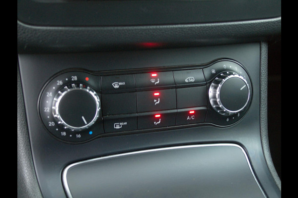 Mercedes-Benz B-Klasse 180 Ambition LED | Automaat | Sports Tourer | Night-pakket | Zwarte hemel bekleding