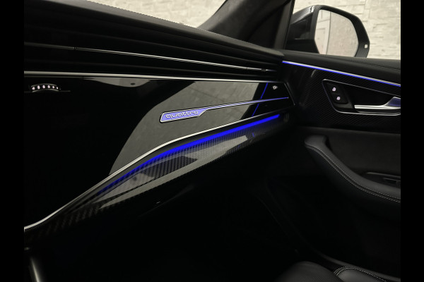 Audi Q8 60e 462PK Competition | RS-Stoelen | 360 Camera | ACC | Carbon | Panorama | Massage | Ventilatie | B&O Sound | Matrix-LED | Luchtvering | Alcantara Hemelbekleding | Stoelverwarming V+A | Sfeerverlichting | Keyless-Entry | ISO-Glas | Zonwering | Standkachel | Autom. Parkeren | Carplay | Stuurwielverwarming | Draadloos Laden |