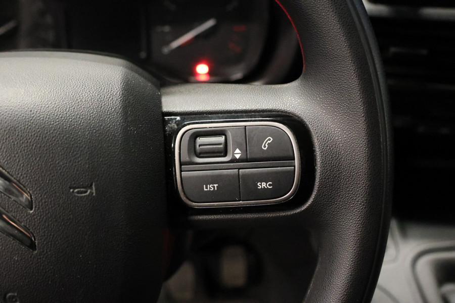 Citroën Berlingo 1.2 PureTech | Marge | BTW Vrij | Navigatie | Camera | CarPlay | 3-Zitter | Trekhaak | Airco | DAB | Nieuwe APK | Euro 6