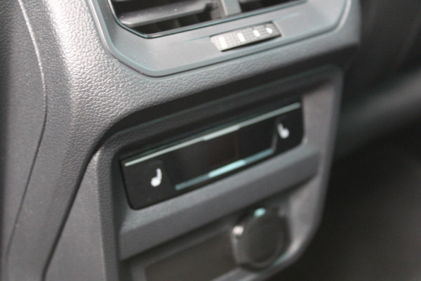 Volkswagen Tiguan 1.4 TSI eHybrid R-Line Business | Panoramadak | Adaptieve Cruise Control | 19 INCH Lichtmetalen Velgen | Camera