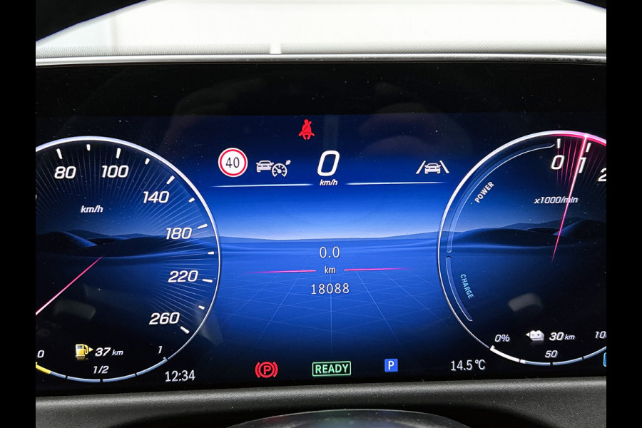 Mercedes-Benz E-Klasse 300 e AMG Plug-In Hybride AMG Line | Night Pakket | Distronic | Dodehoekassistent | AC en DC Laden | Stuur en Stoelverwarming. MB-paasweekend
