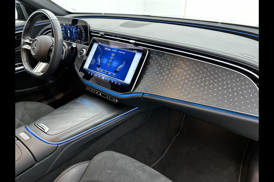 Mercedes-Benz E-Klasse 300 e AMG Plug-In Hybride AMG Line | Night Pakket | Distronic | Dodehoekassistent | AC en DC Laden | Stuur en Stoelverwarming. MB-paasweekend