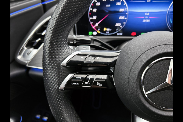 Mercedes-Benz E-Klasse 300 e AMG Plug-In Hybride AMG Line | Night Pakket | Distronic | Dodehoekassistent | AC en DC Laden | Stuur en Stoelverwarming. MB-paasweekend