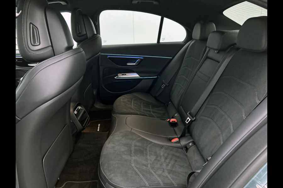 Mercedes-Benz E-Klasse 300 e AMG Plug-In Hybride AMG Line | Night Pakket | Distronic | Dodehoekassistent | AC en DC Laden | Stuur en Stoelverwarming. MB-paasweekend