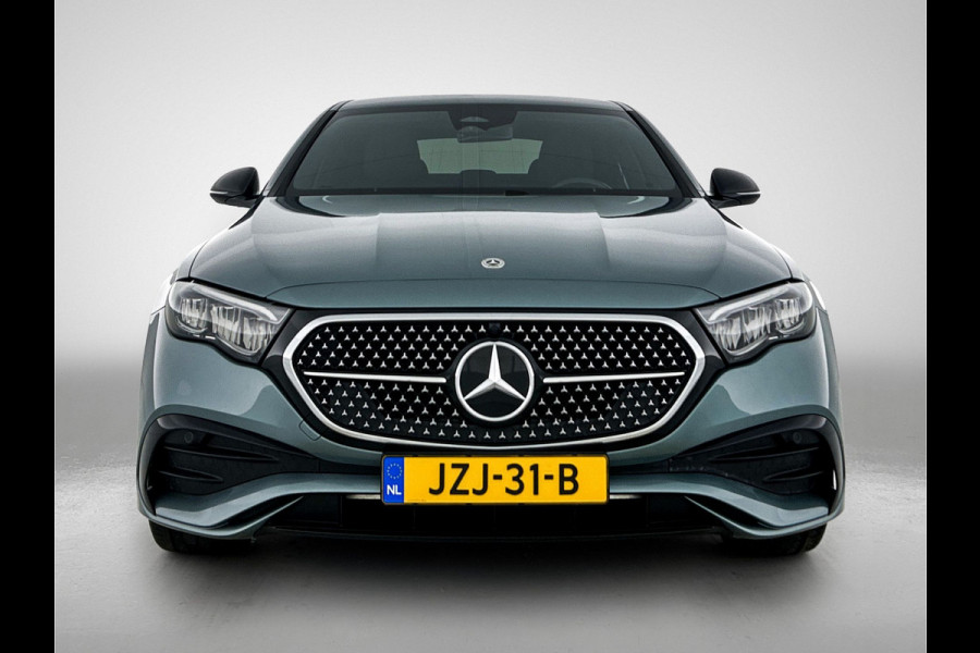 Mercedes-Benz E-Klasse 300 e AMG Plug-In Hybride AMG Line | Night Pakket | Distronic | Dodehoekassistent | AC en DC Laden | Stuur en Stoelverwarming. MB-paasweekend