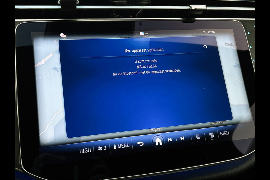 Mercedes-Benz E-Klasse 300 e AMG Plug-In Hybride AMG Line | Night Pakket | Distronic | Dodehoekassistent | AC en DC Laden | Stuur en Stoelverwarming. MB-paasweekend