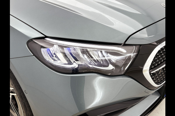Mercedes-Benz E-Klasse 300 e AMG Plug-In Hybride AMG Line | Night Pakket | Distronic | Dodehoekassistent | AC en DC Laden | Stuur en Stoelverwarming. MB-paasweekend