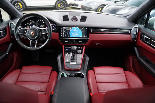 Porsche Cayenne Coupé 3.0 E-Hybrid | Techart | BTW | Sport uitlaat | Dealer onderhouden | Panorama | Head up | ACC | NAP NL |