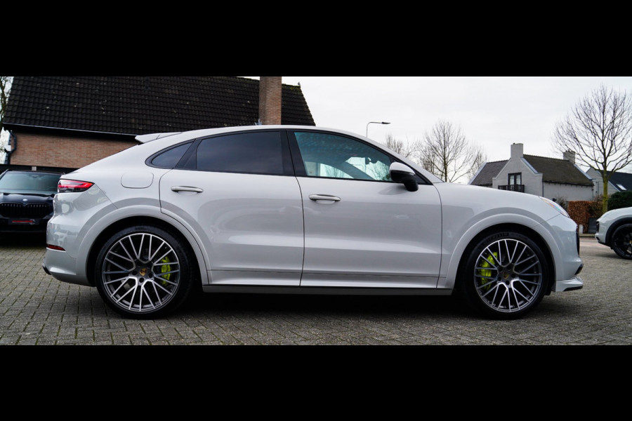 Porsche Cayenne Coupé 3.0 E-Hybrid | Techart | BTW | Sport uitlaat | Dealer onderhouden | Panorama | Head up | ACC | NAP NL |